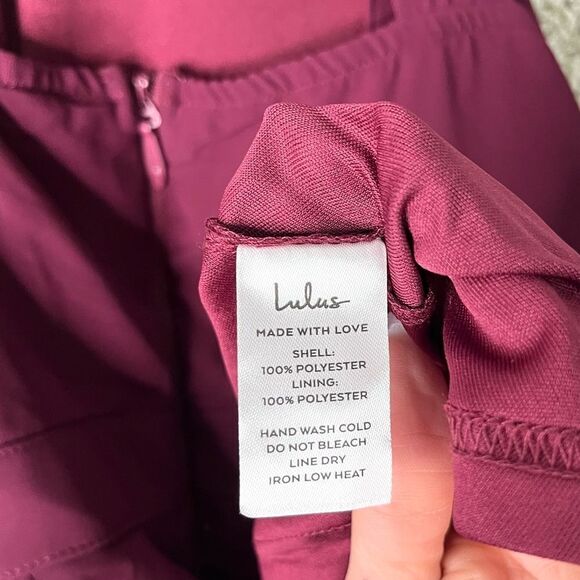 Lulu’s Dress Women’s Large Forevermore Burgundy Sleeveless Halter Skater NWT - Picture 5 of 10